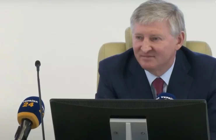 Рінат Ахметов заплатить мільярд гривень для зміцнення обороноздатності України