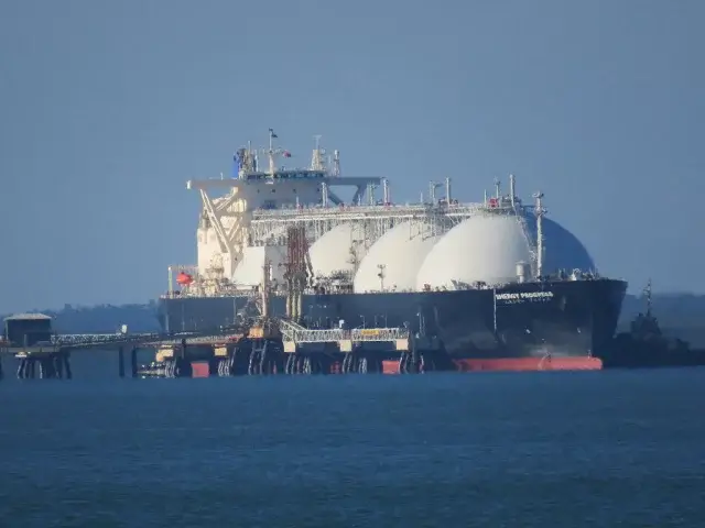 Болгарія почала розвантаження першого танкера з американським зрідженим газом