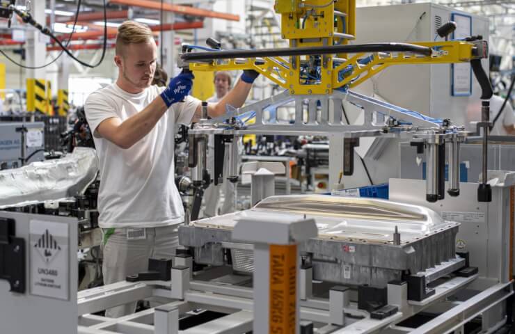 Skoda планує призупинити виробництво в Чехії через дефіцит чіпів