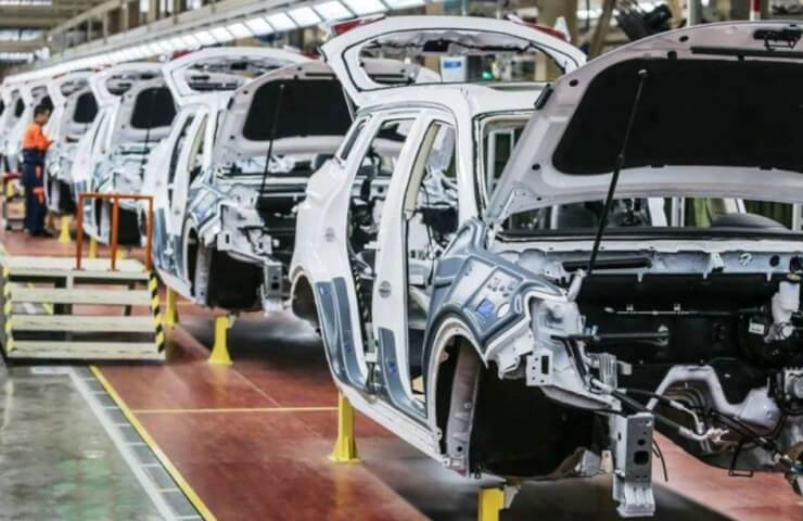 У Китаї продовжує скорочуватися виробництво автомобілів