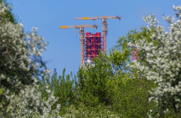 ЄВРАЗ ЗСМК добудував у Кузбасі  "Ейфелеву вежу" нового комплексу серогазоочистки