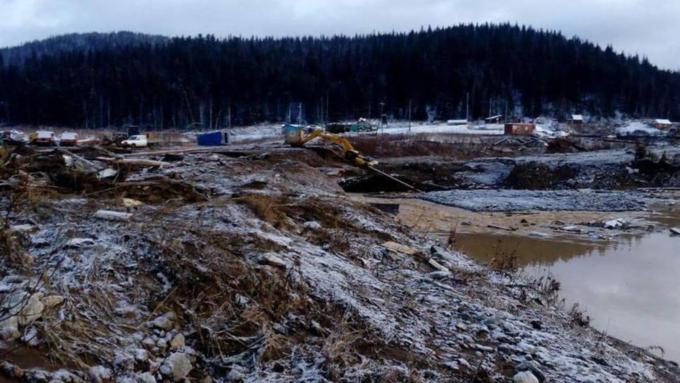 Росприроднагляд перевірить всі дамби в РФ після смертельної аварії в Красноярському краї