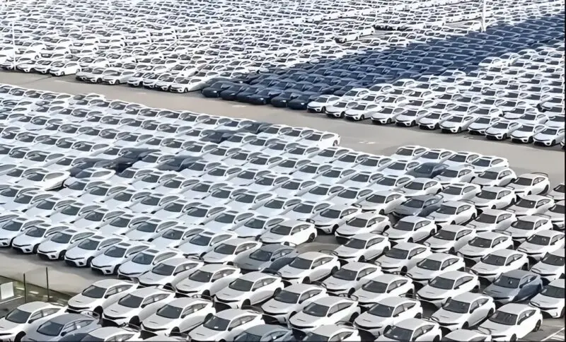 Невикористані " вживані  " автомобілі з Китаю загрожують глобальній експансії автовиробників