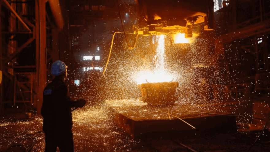 Світове виробництво сталі в жовтні впало на 5,9%