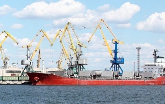 Отраслевые ассоциации предлагают снизить портовые сборы на 20%