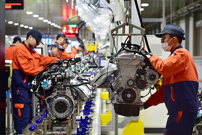 Україна скоротила виробництво автомобілів на 40% за місяць